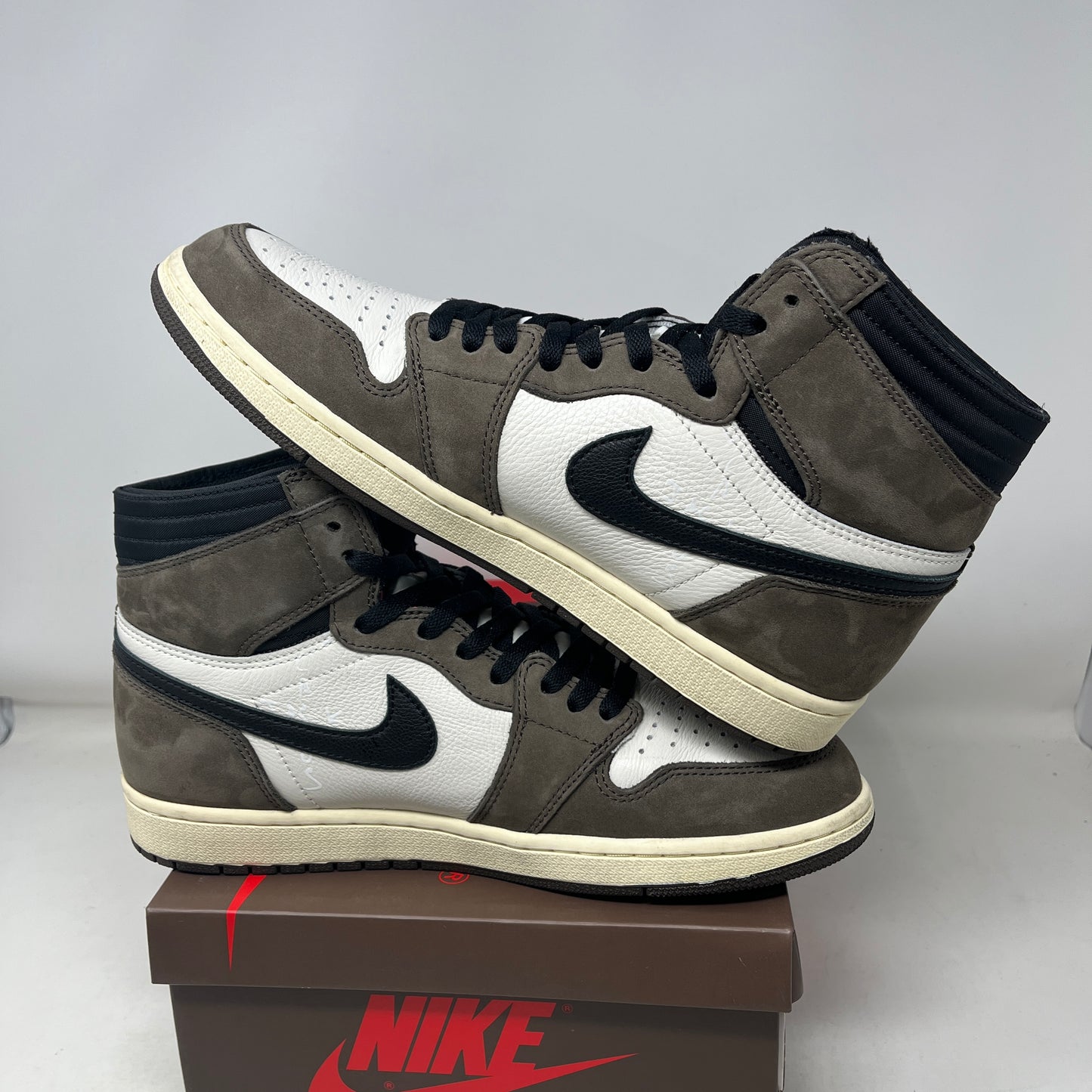 Jordan 1 Retro High OG SP Travis Scott Mocha Used