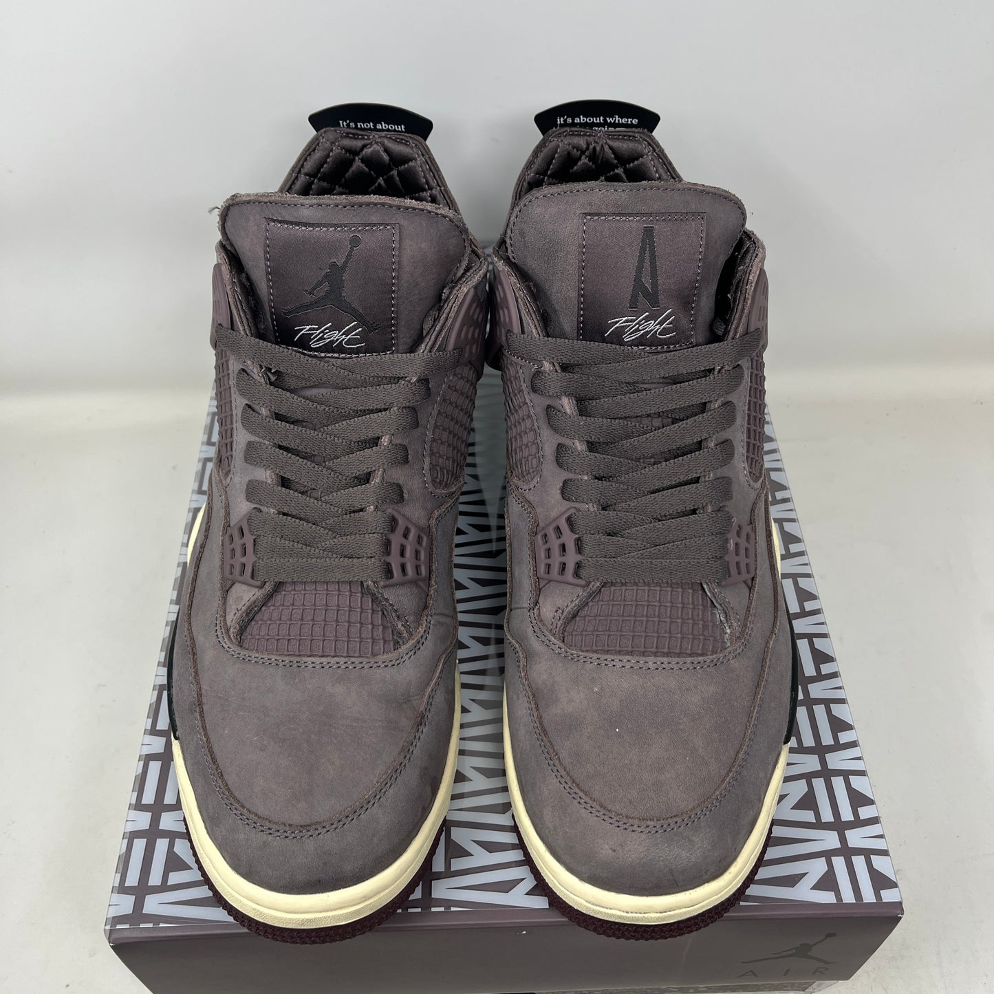 Jordan 4 Retro SP A Ma Maniére Violet Ore Used