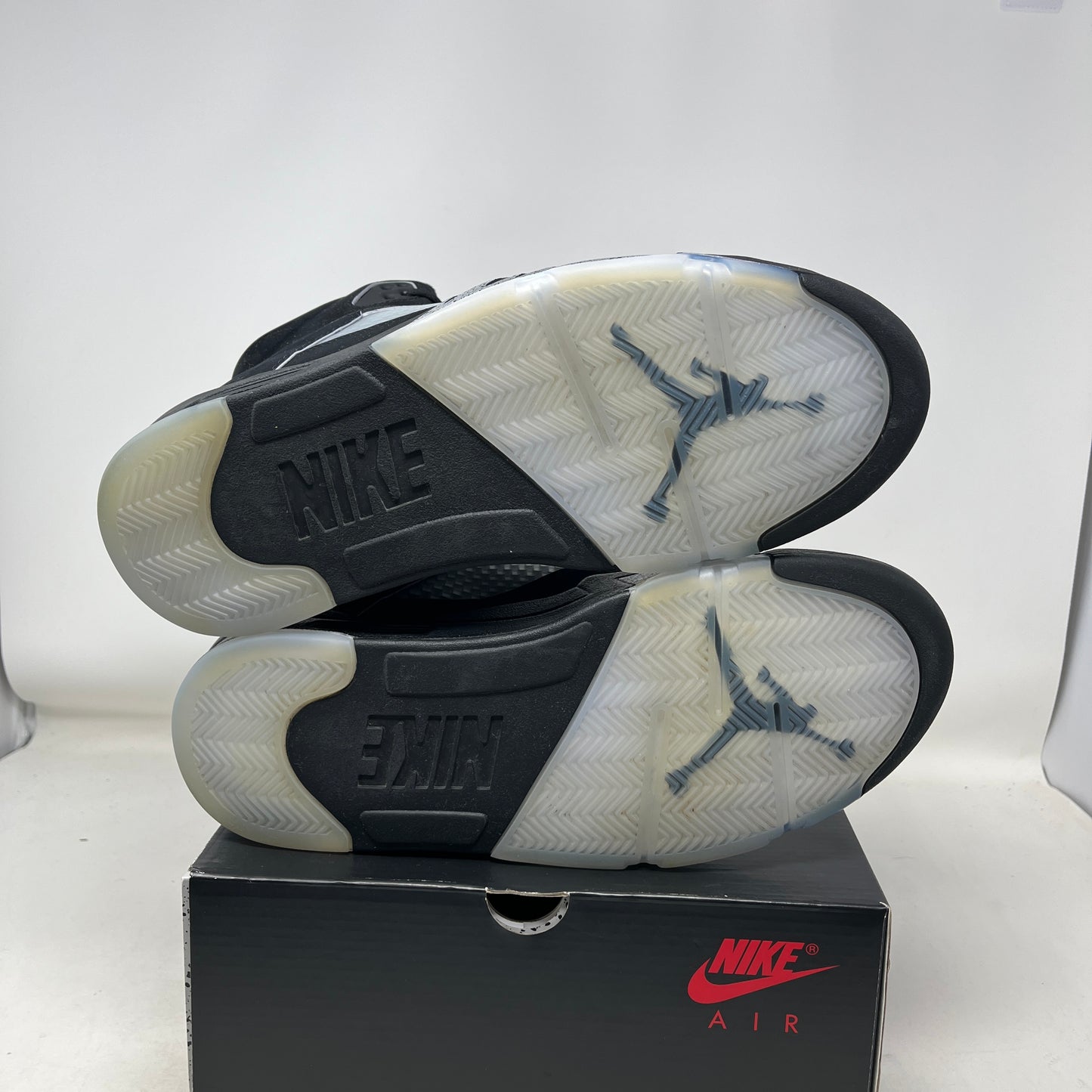 Jordan 5 Retro OG Black Metallic Reimagined Used