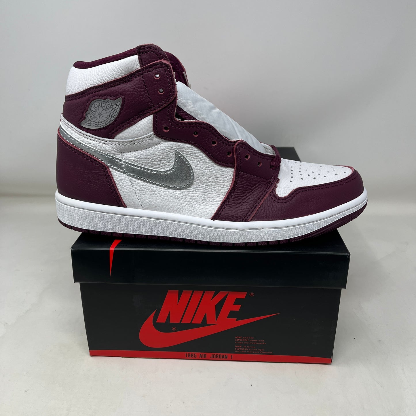 Jordan 1 Retro High OG Bordeaux