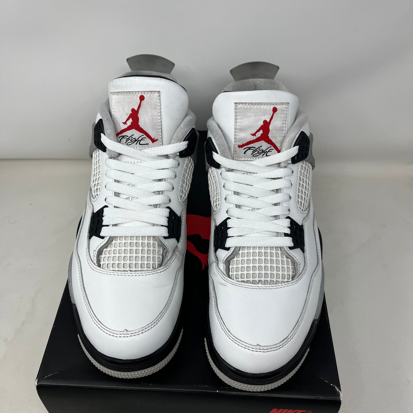 Jordan 4 Retro White Cement (2025) Used