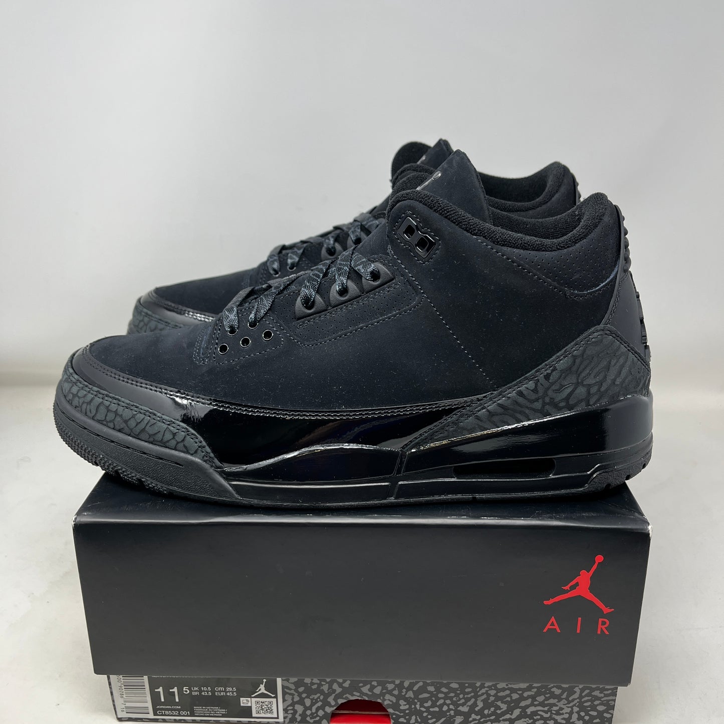 Jordan 3 Retro Black Cat (2025) Used
