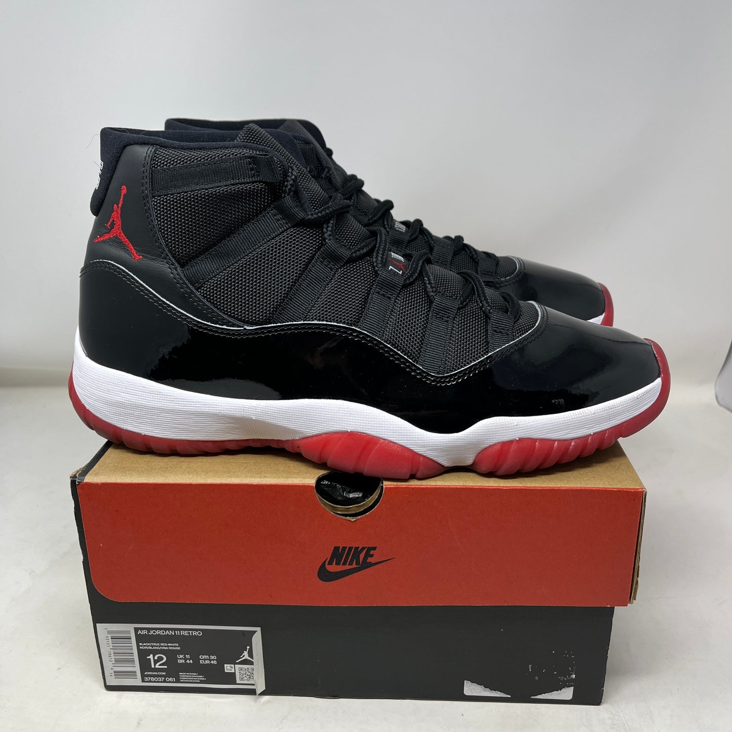 Jordan 11 Retro Playoffs Bred (2019) Used