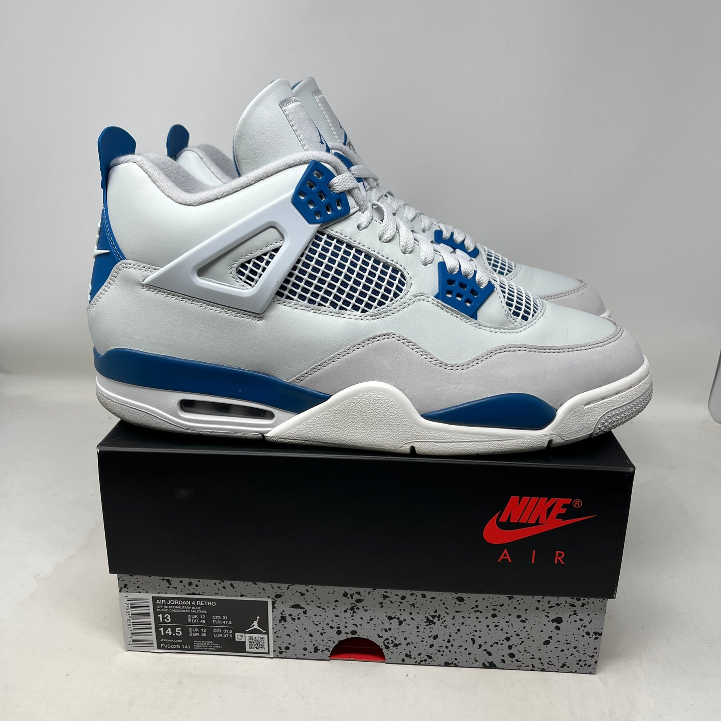 Jordan 4 Retro Military Blue (2024) Used