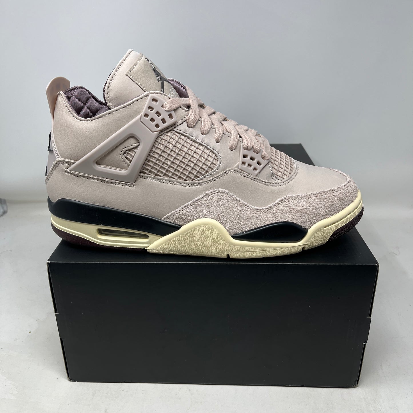 Jordan 4 Retro OG SP A Ma Maniére While You Were Sleeping (Women's)