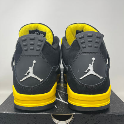 Jordan 4 Retro Thunder (2023) Used