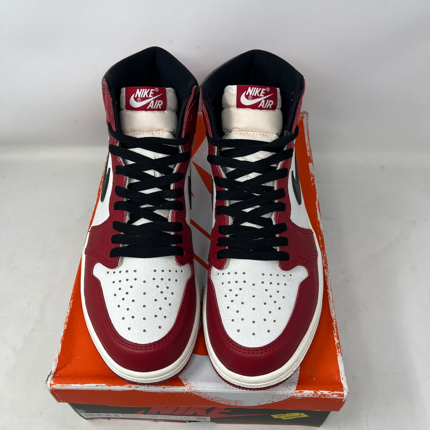 Jordan 1 Retro High OG Chicago Lost and Found Used