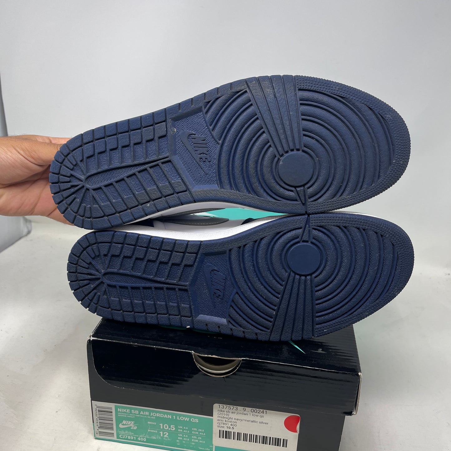 Jordan 1 Low SB Midnight Navy Used