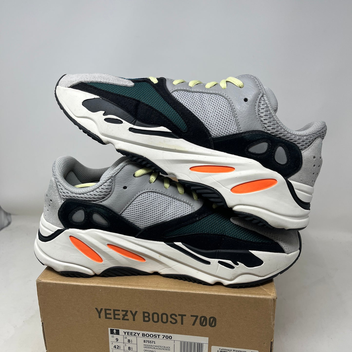 adidas Yeezy Boost 700 Wave Runner Used
