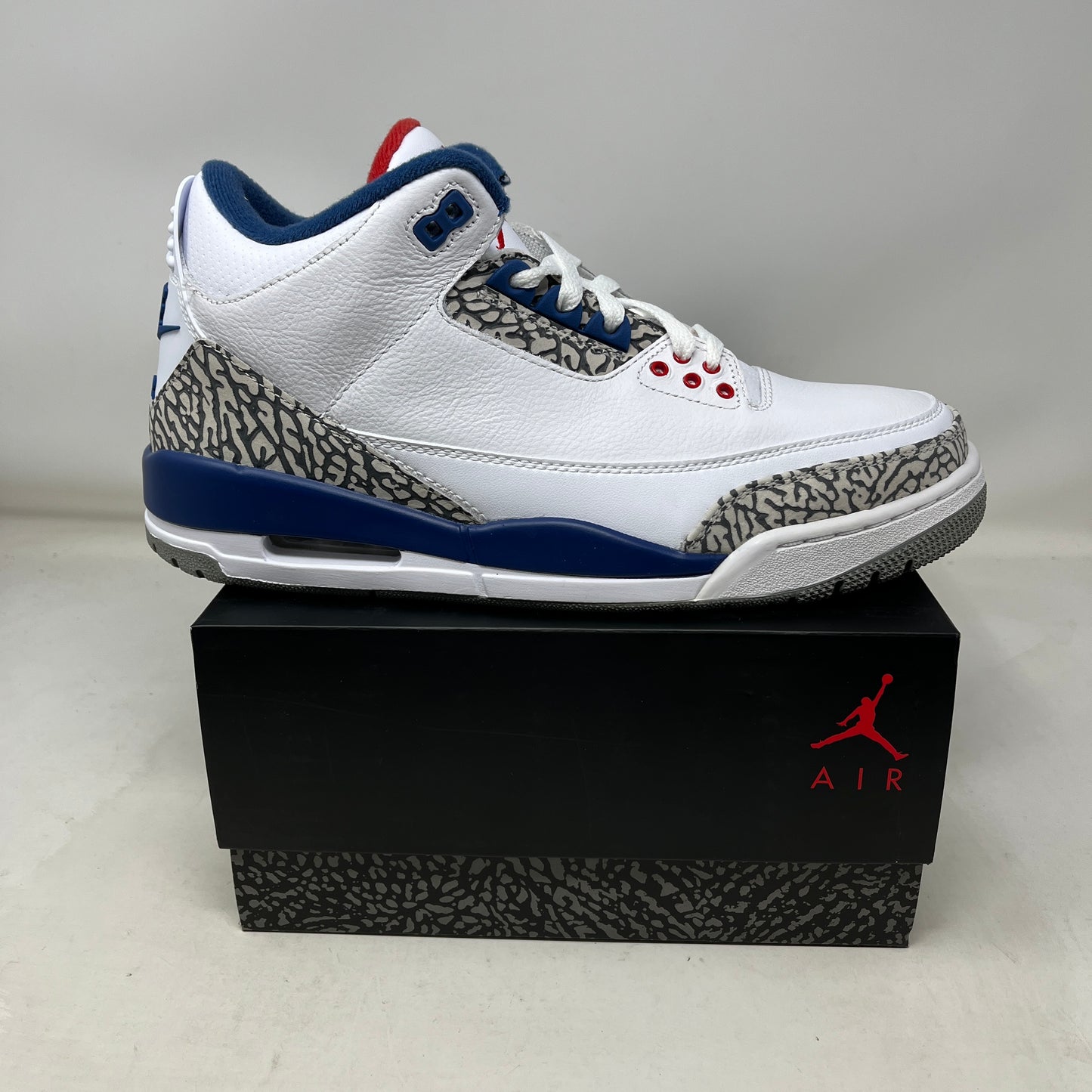 Jordan 3 Retro  True Blue (2016)