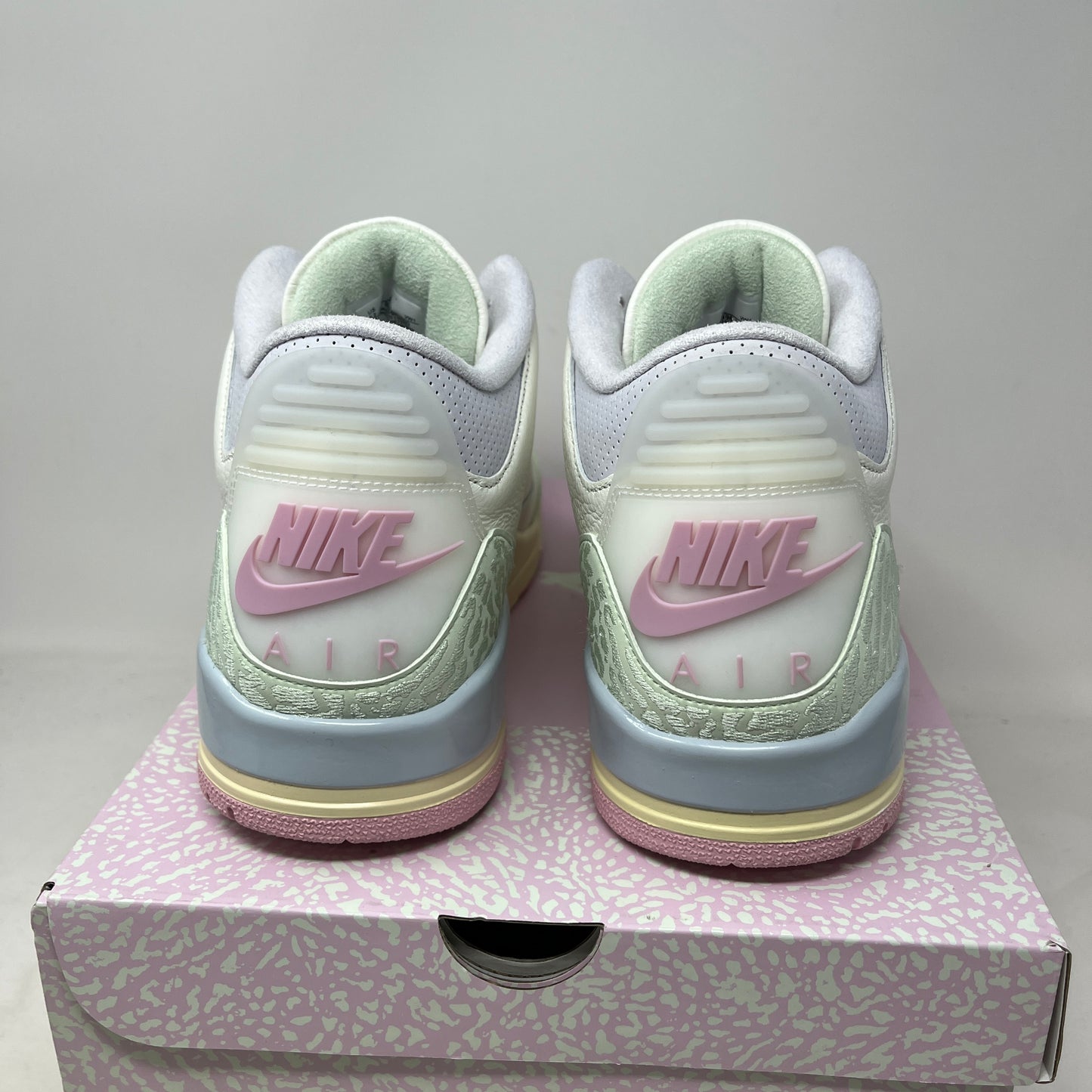 Jordan 3 Retro Spring Is In The Air Used