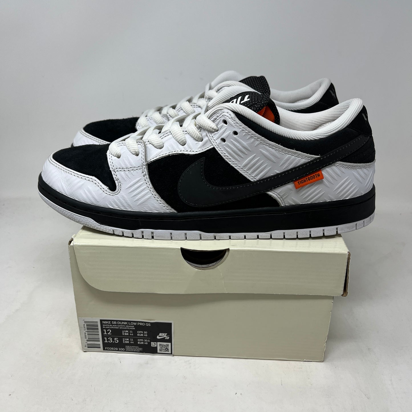 Nike SB Dunk Low TIGHTBOOTH Used