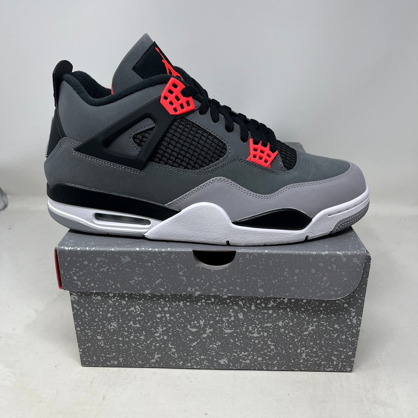 Jordan 4 Retro Infrared