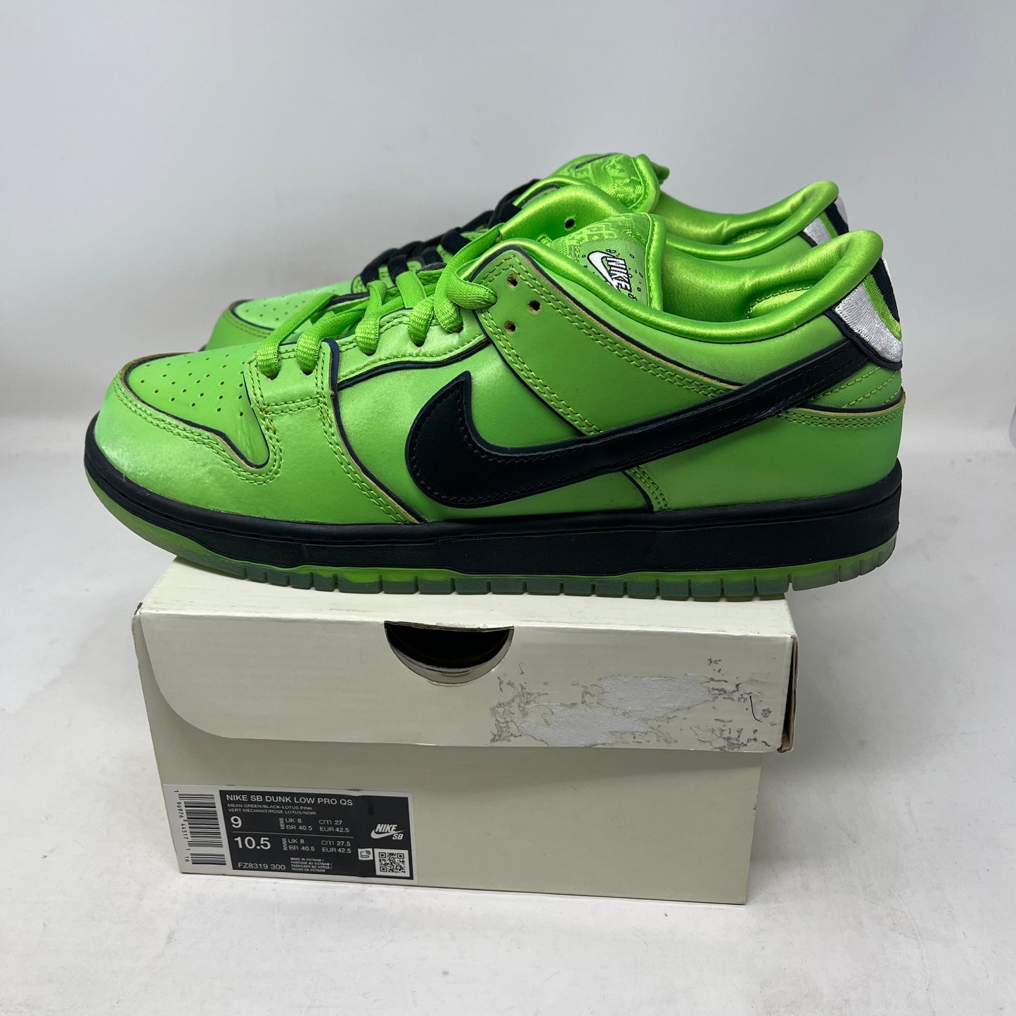 Nike SB Dunk Low The Powerpuff Girls Buttercup Used