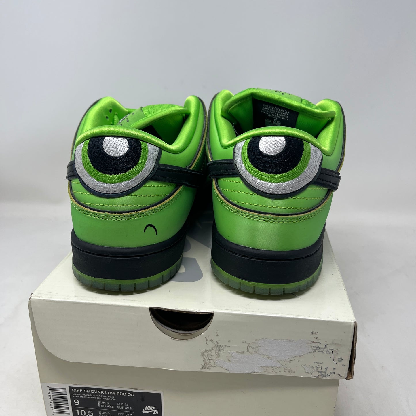 Nike SB Dunk Low The Powerpuff Girls Buttercup Used
