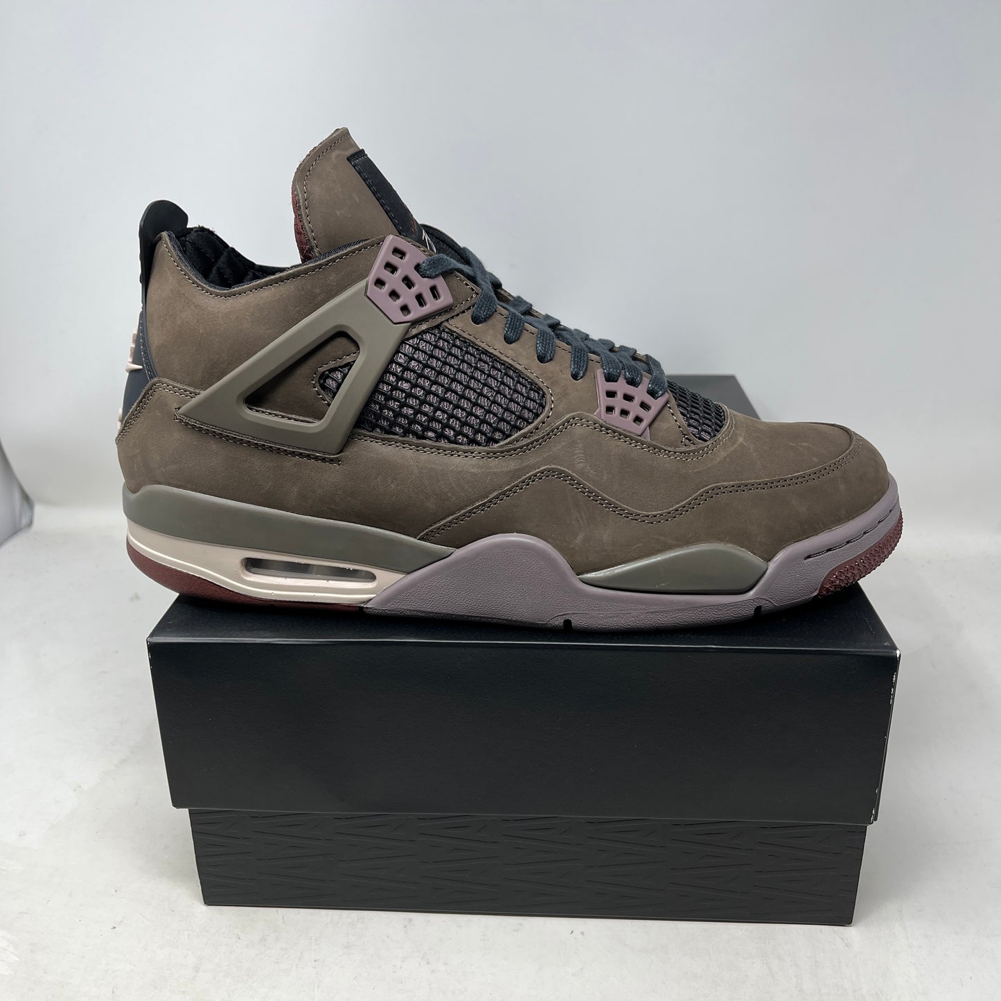 Jordan 4 Retro SP A Ma Maniére Dark Mocha