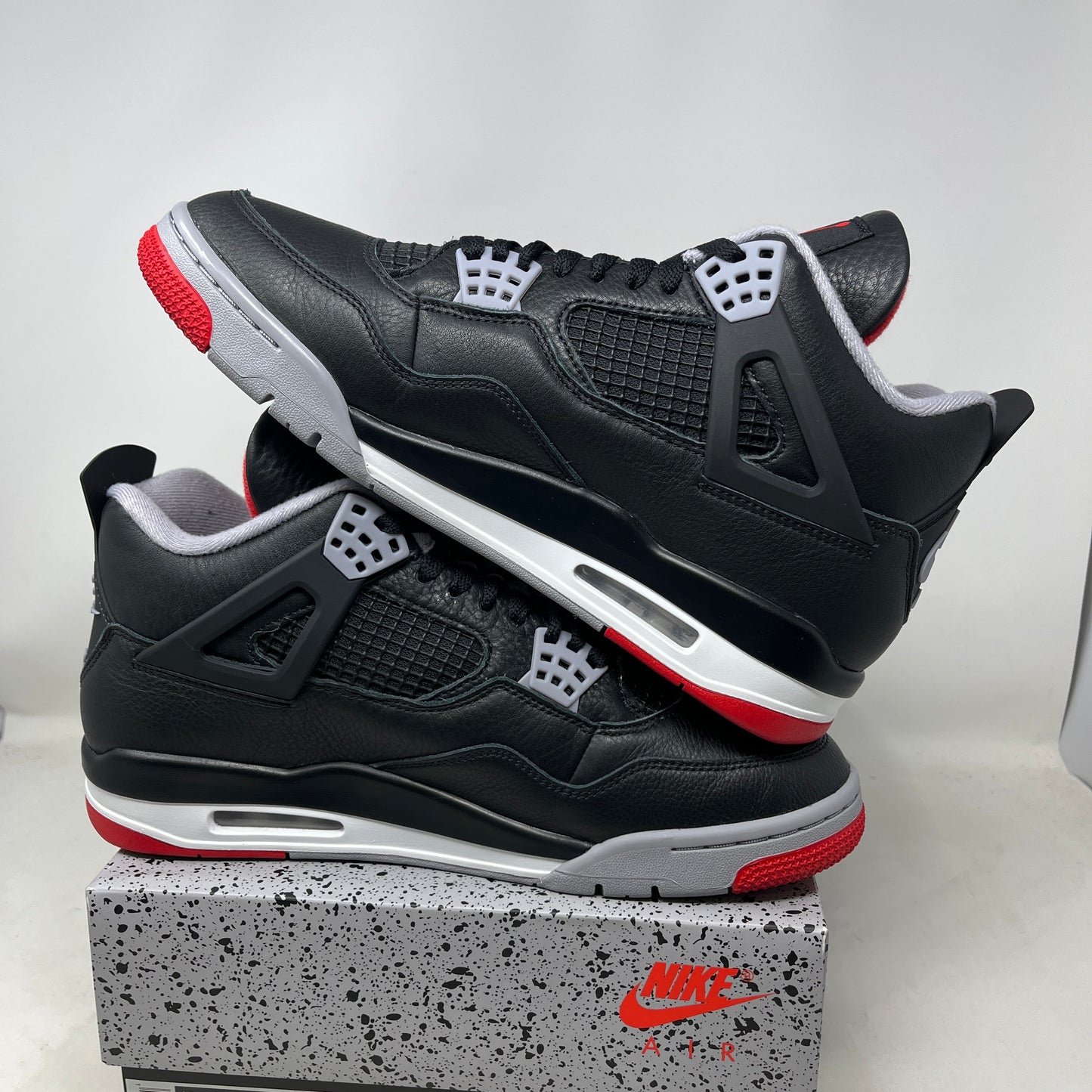 Jordan 4 Retro Bred Reimagined Used