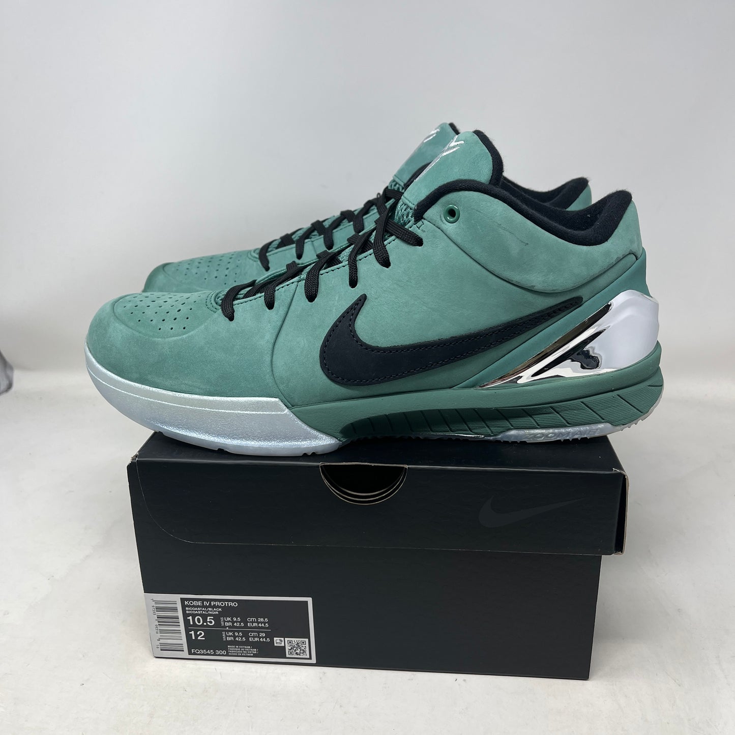 Nike Kobe 4 Protro Girl Dad Used