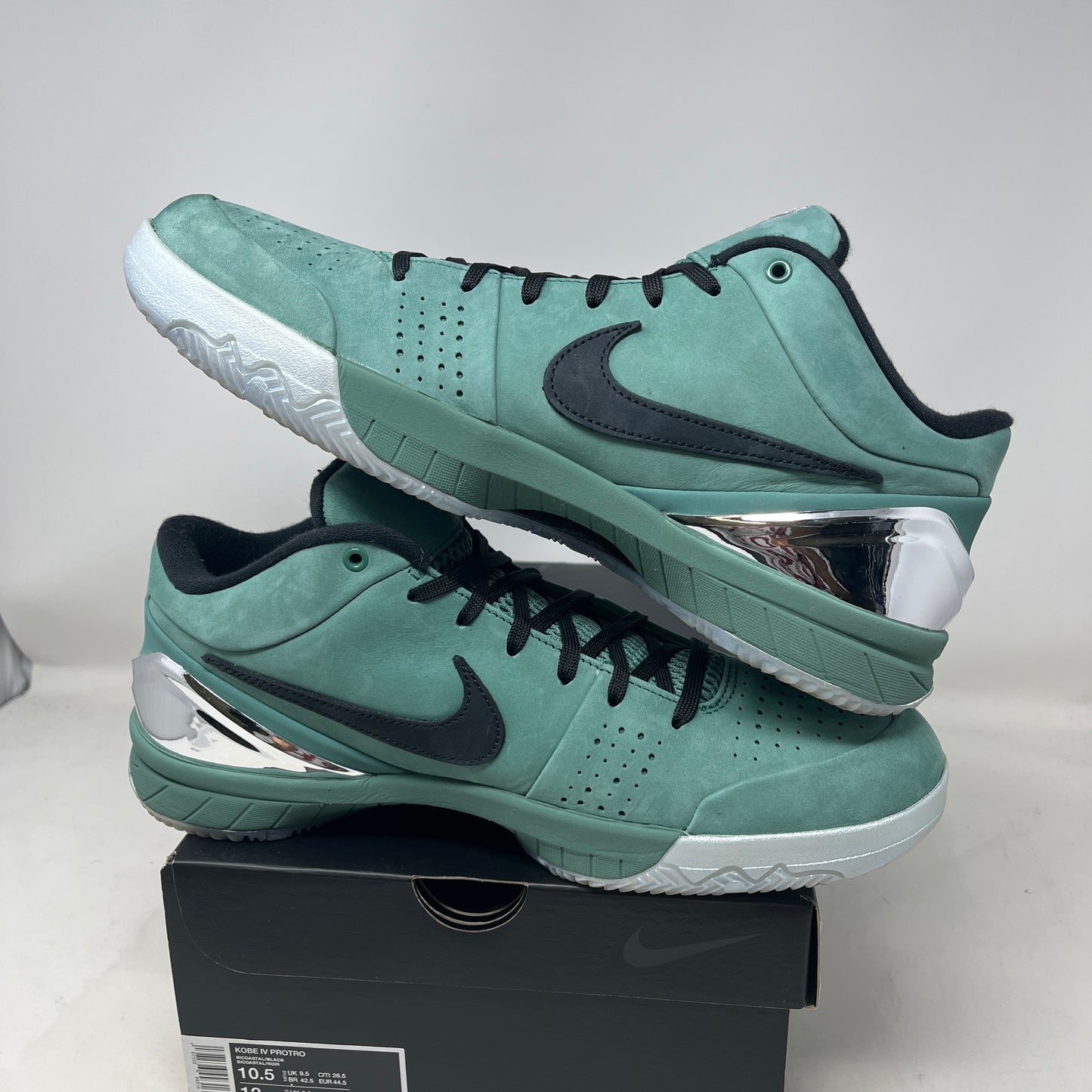 Nike Kobe 4 Protro Girl Dad Used