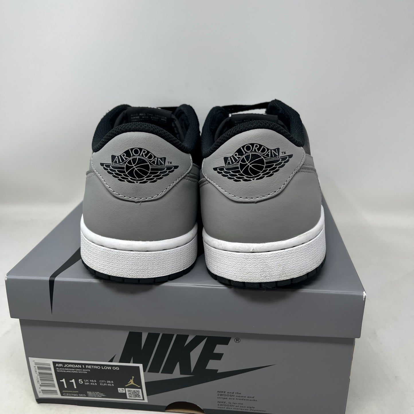 Jordan 1 Retro Low OG Shadow (2024) Used