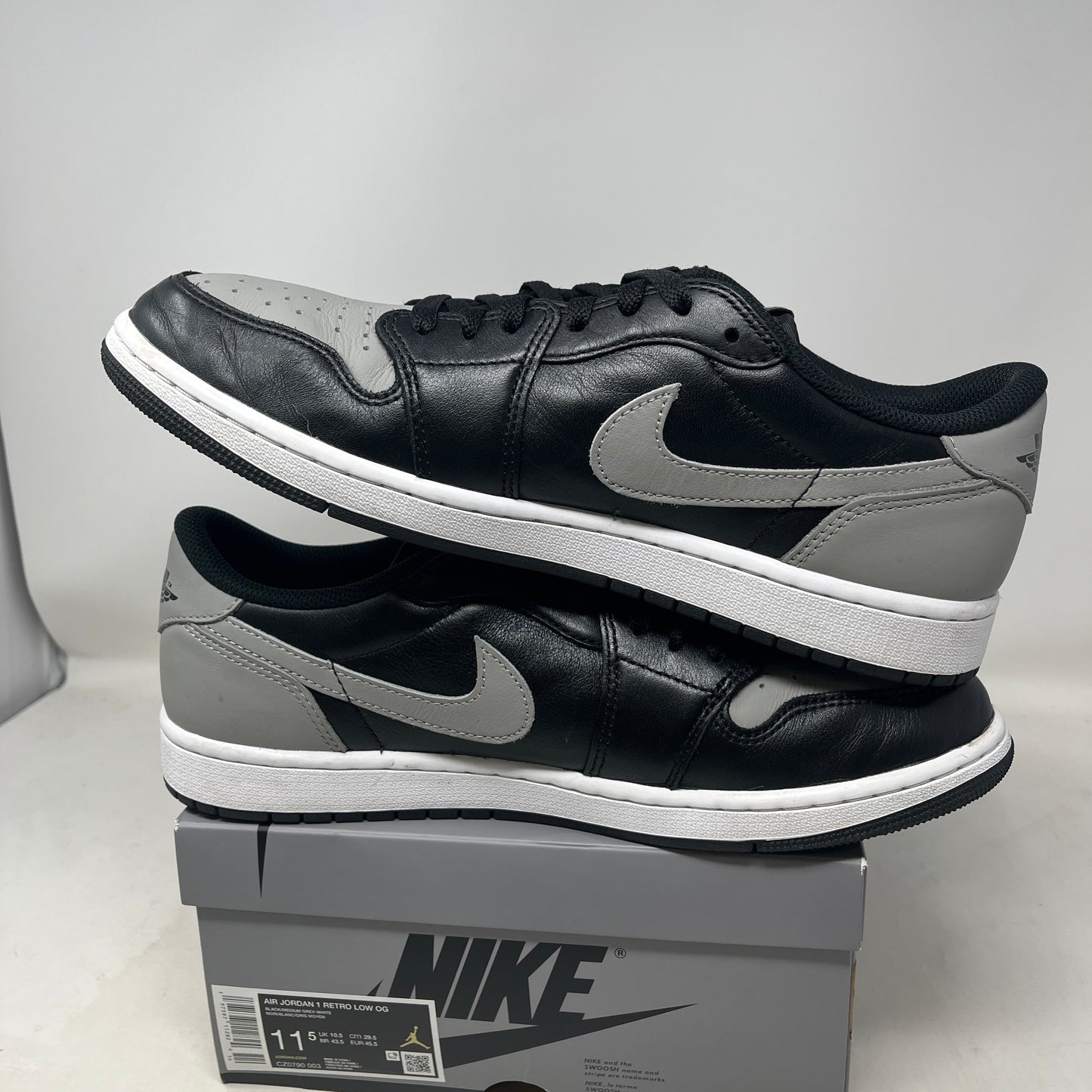 Jordan 1 Retro Low OG Shadow (2024) Used