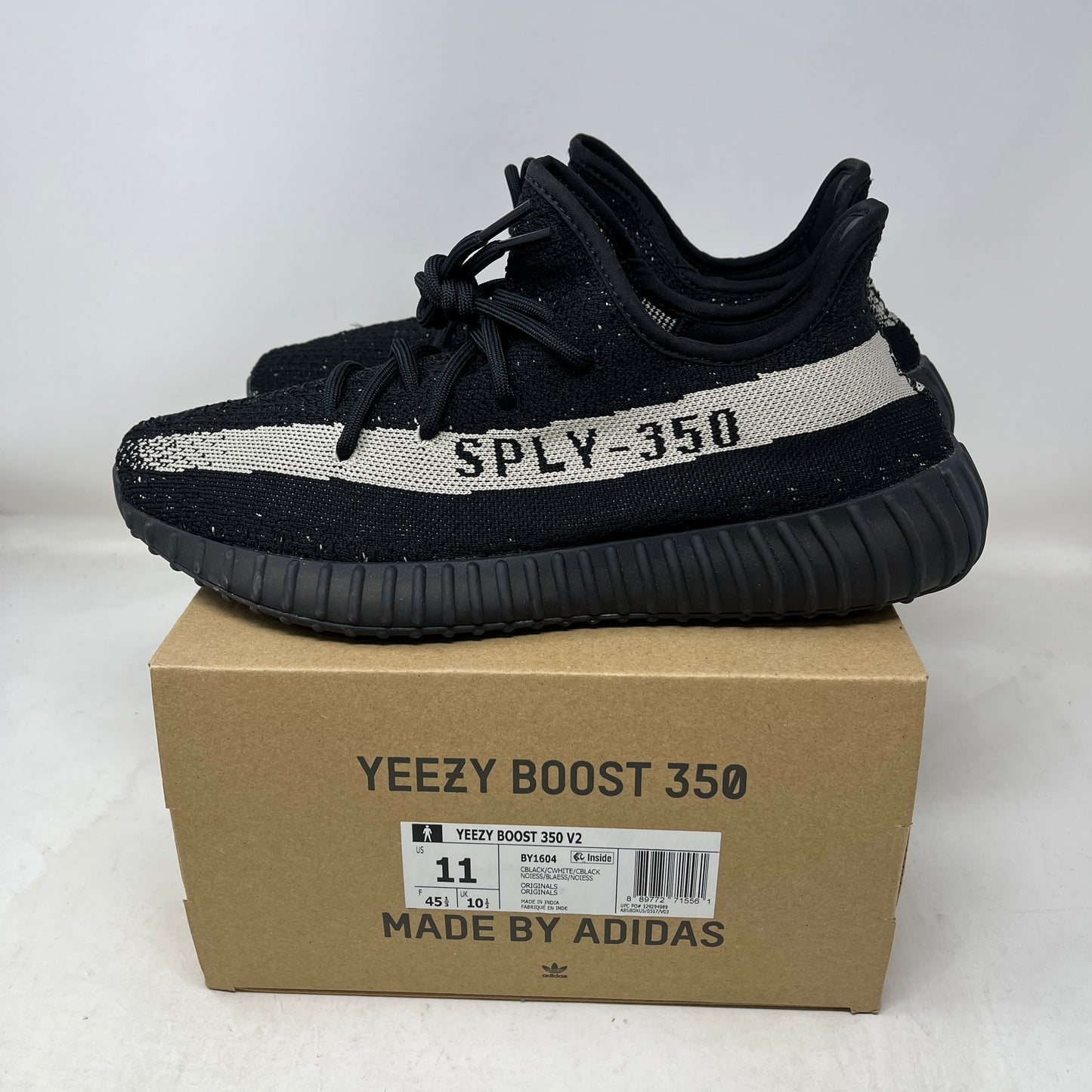 adidas Yeezy Boost 350 V2 Core Black White Used