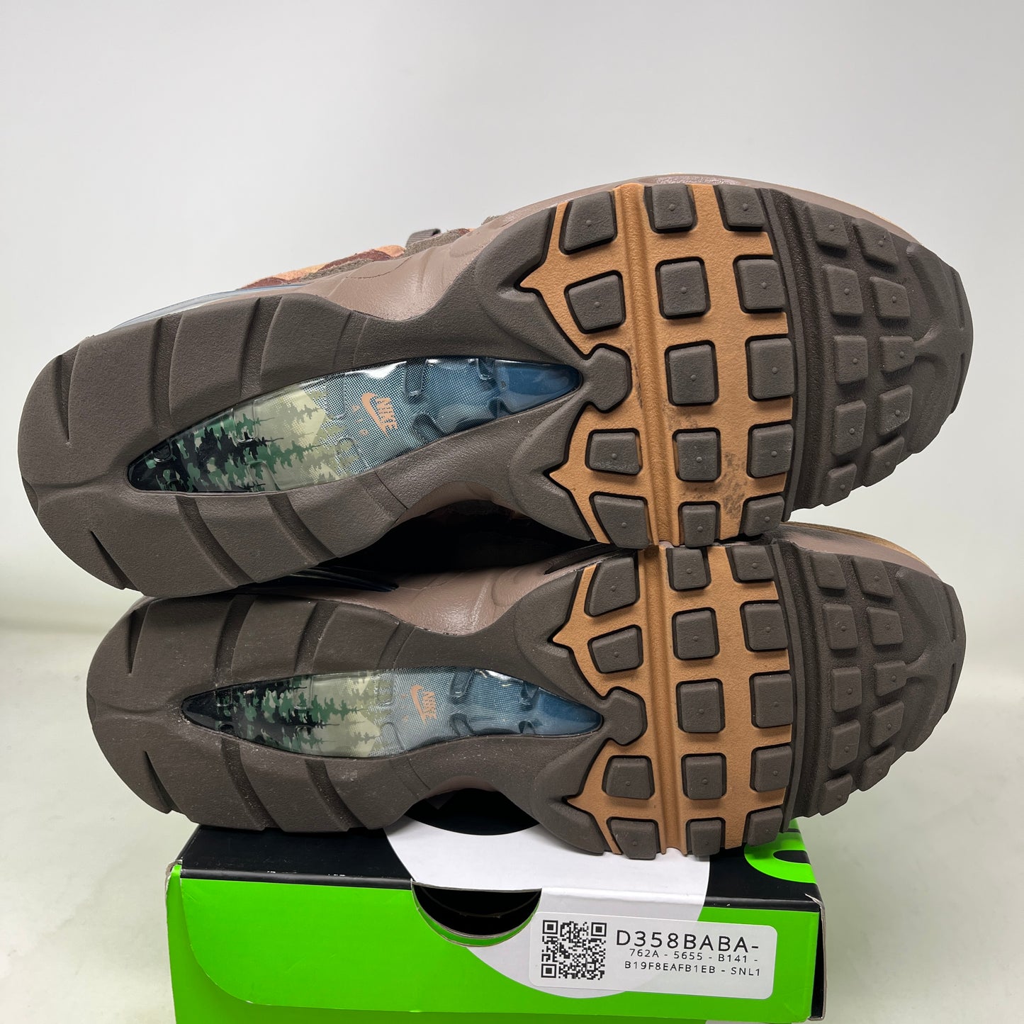 Nike Air Max 95 Big Bubble Ducks of a Feather Oregon Ducks Lumber Yard Used