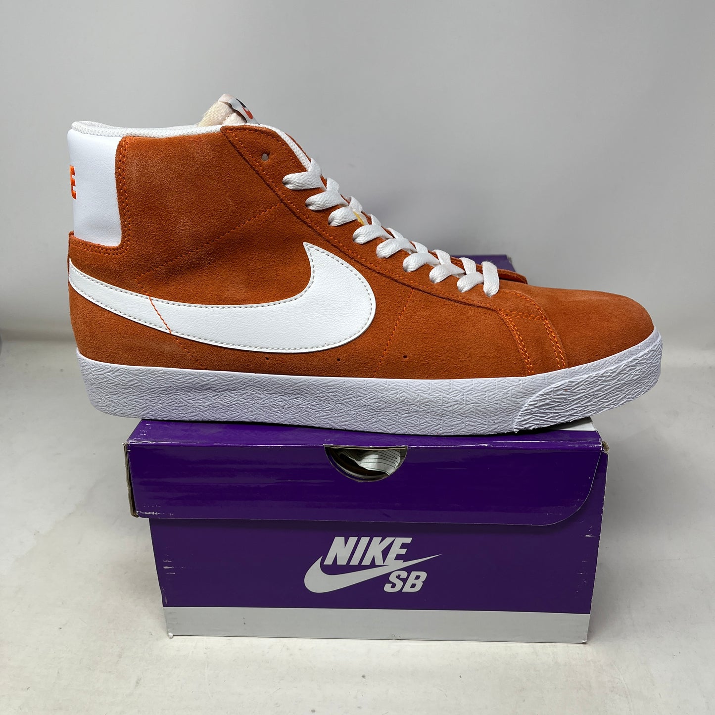 Nike SB Zoom Blazer Mid Safety Orange