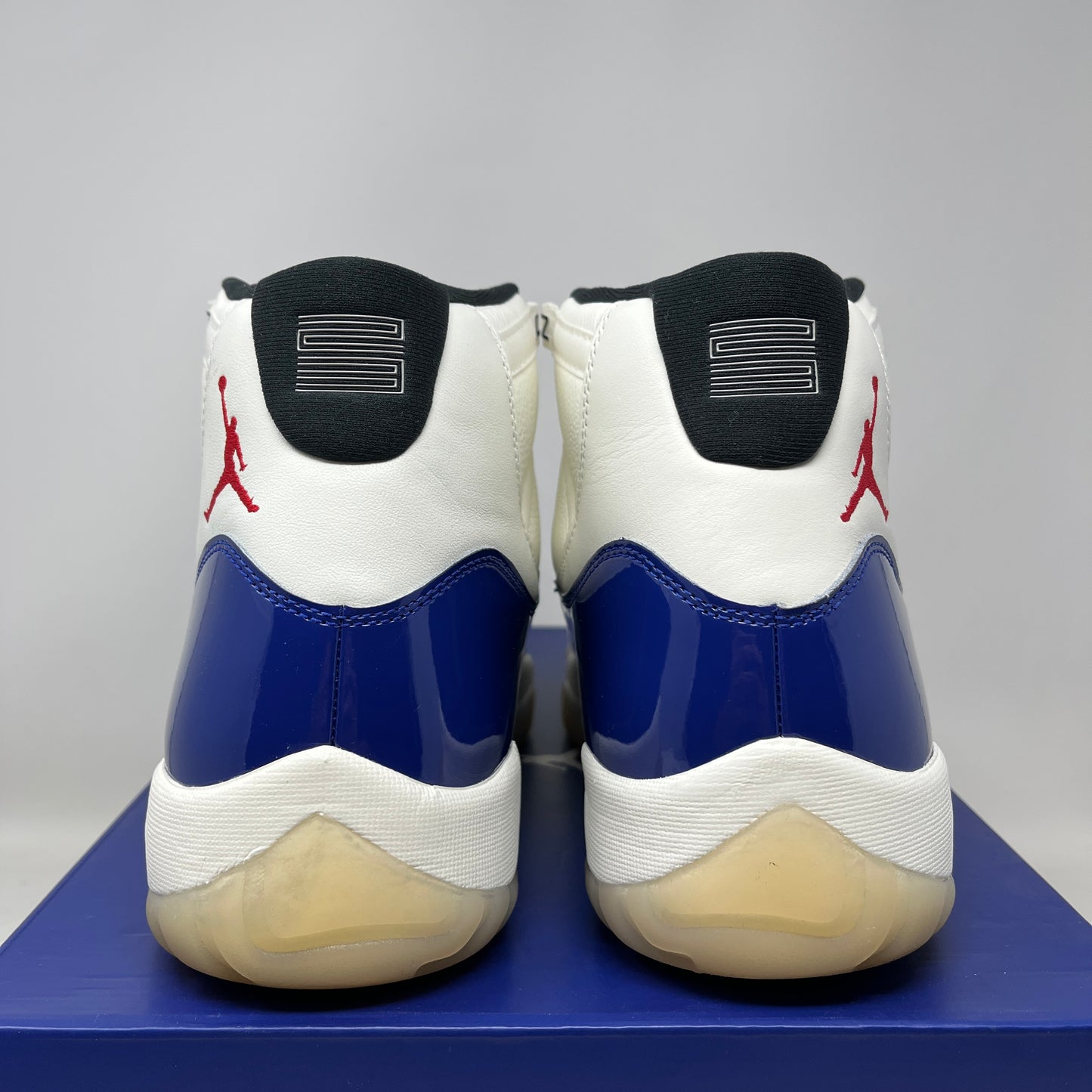 Jordan 11 Retro Rare Air Used