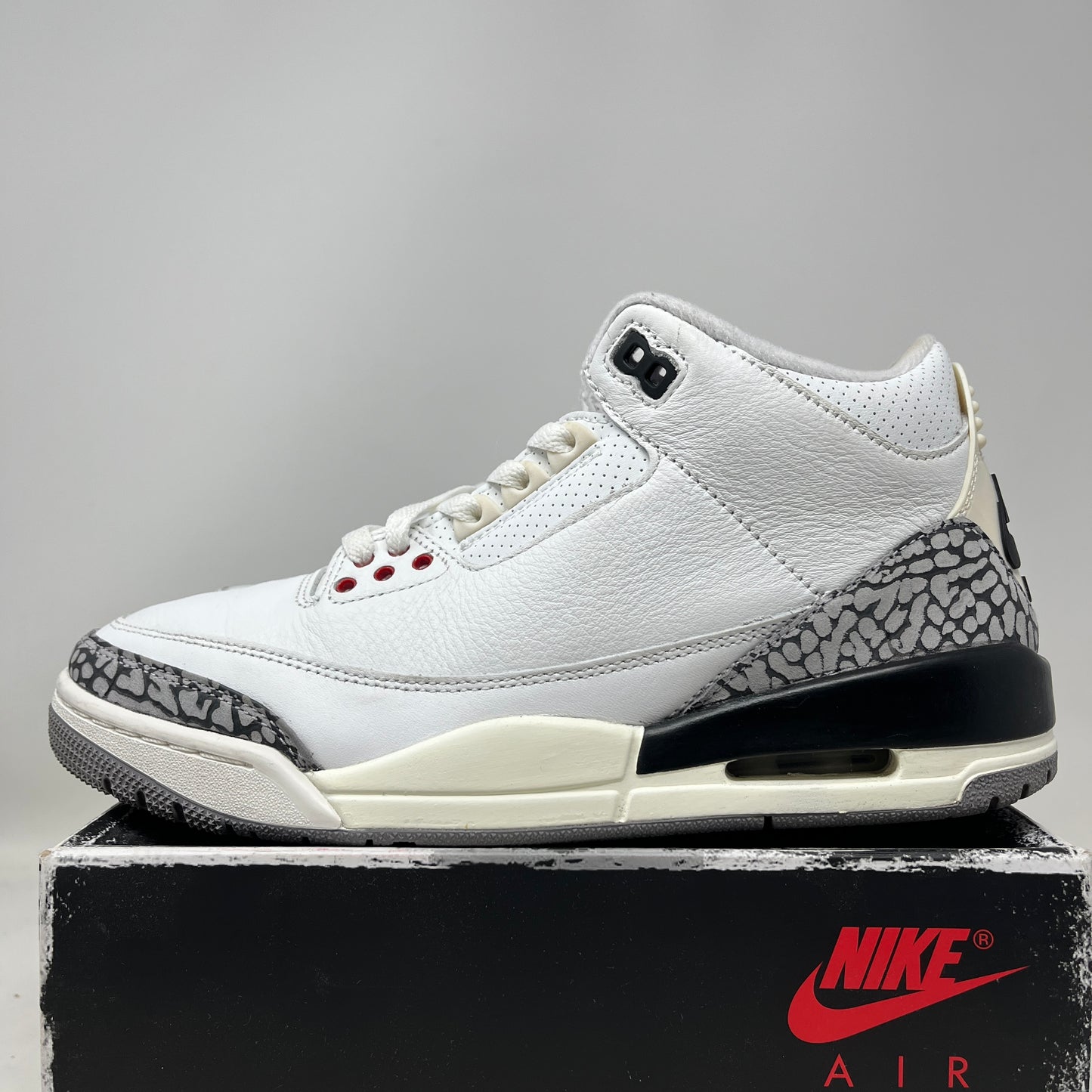 Jordan 3 Retro White Cement Reimagined Used