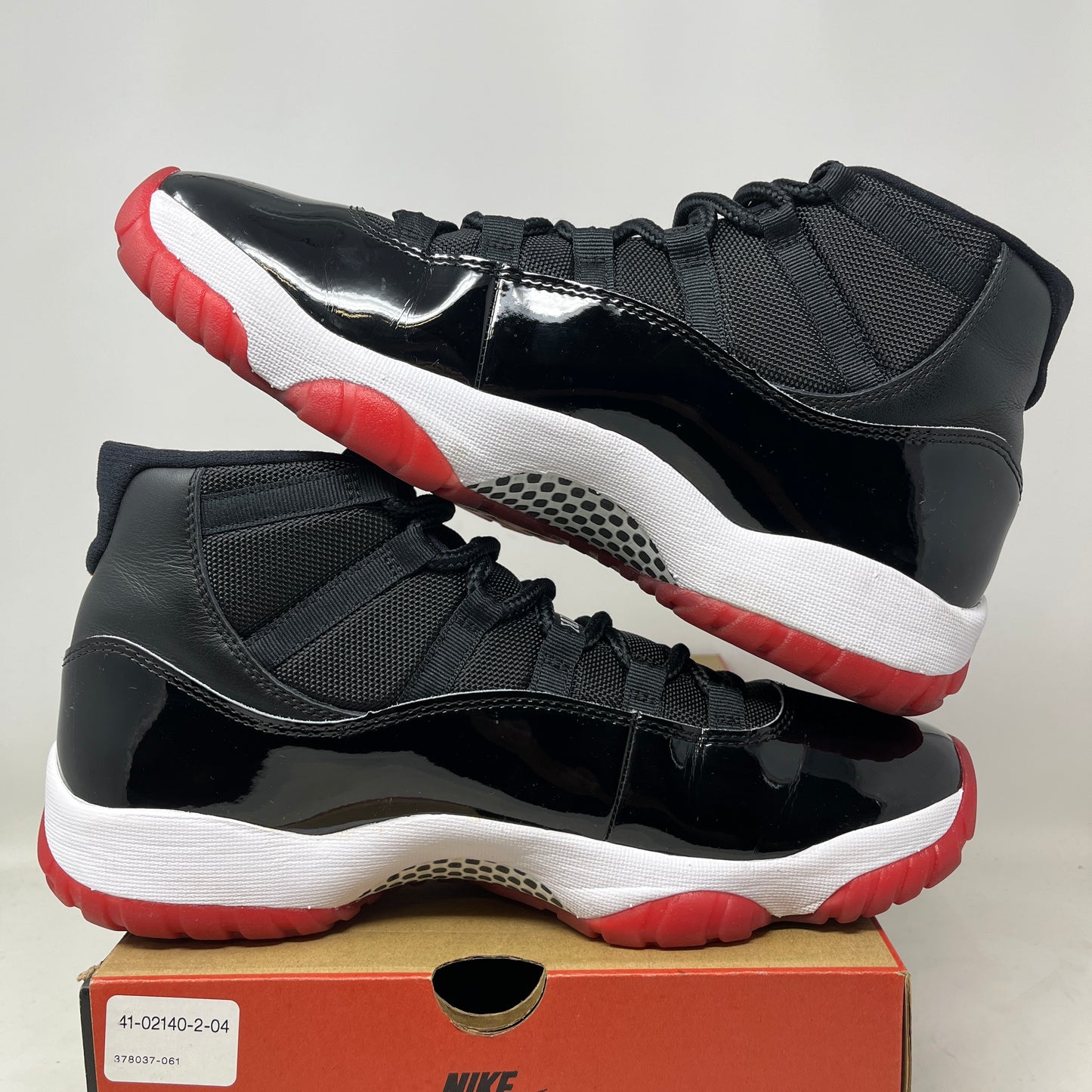 Jordan 11 Retro Playoffs Bred (2019) Used