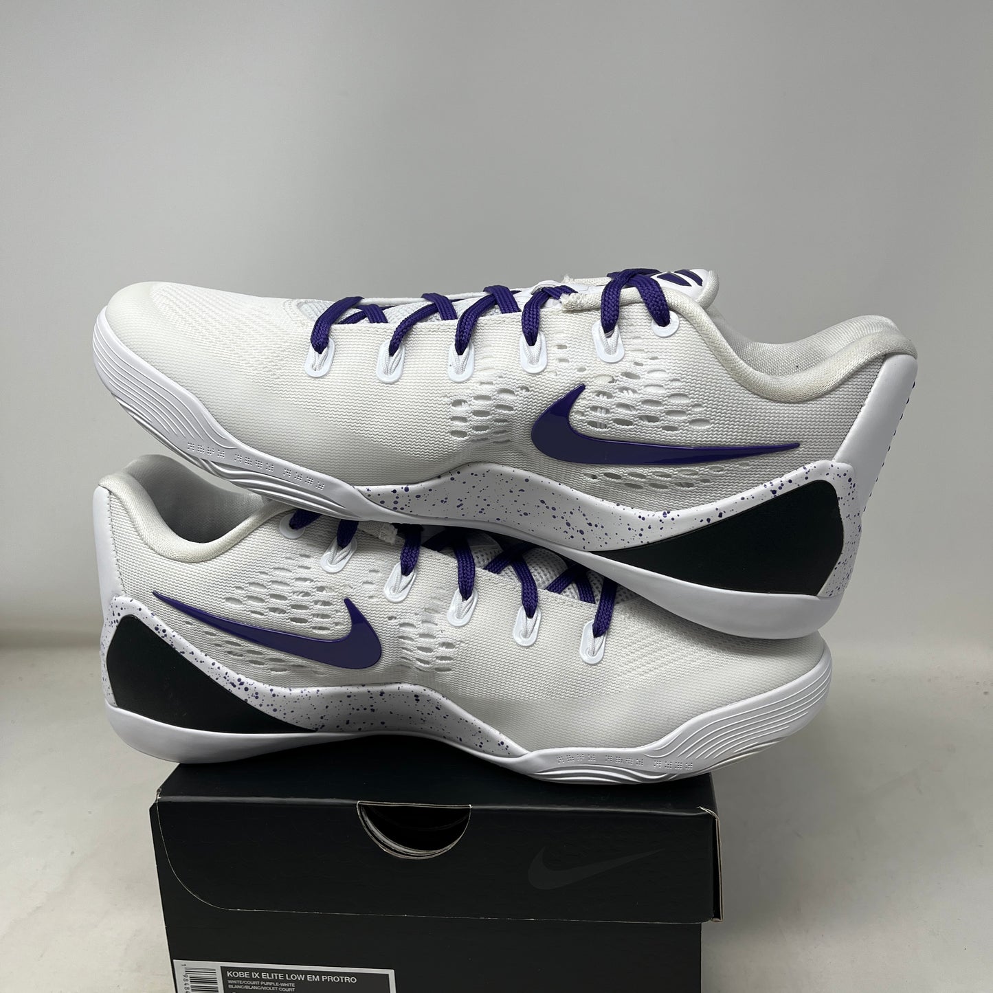 Nike Kobe 9 Elite Low EM Protro White Court Purple Used