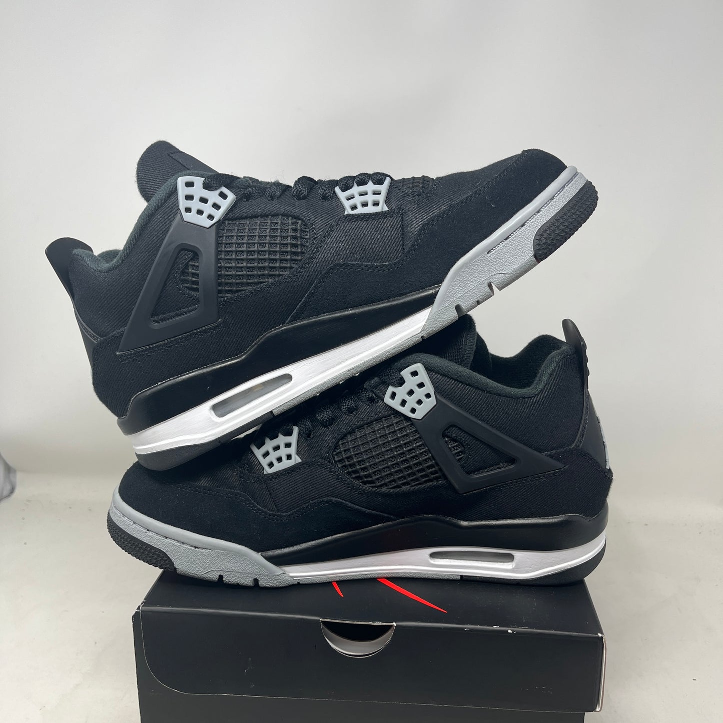 Jordan 4 Retro SE Black Canvas Used
