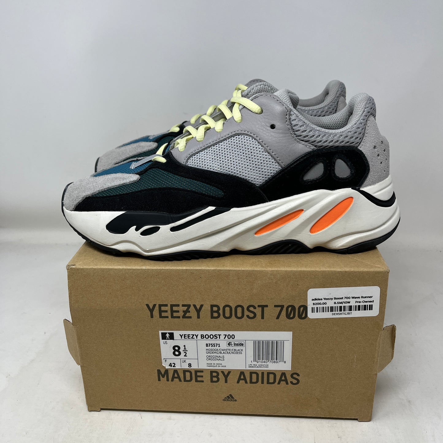 adidas Yeezy Boost 700 Wave Runner Used