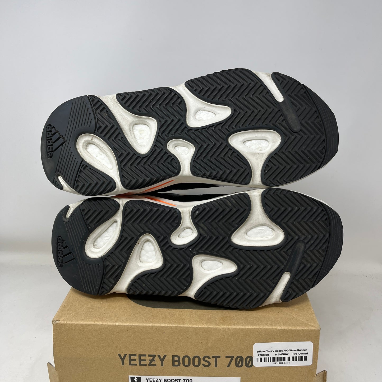 adidas Yeezy Boost 700 Wave Runner Used