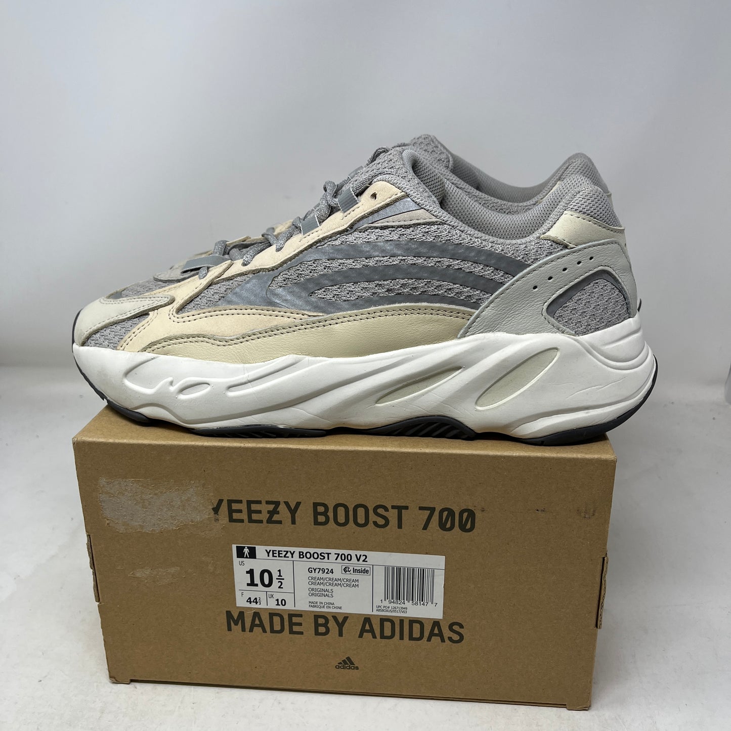 adidas Yeezy Boost 700 V2 Cream Used