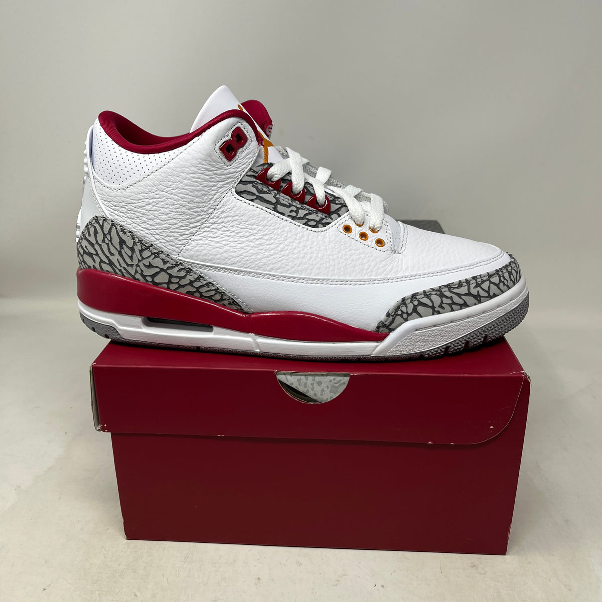 Jordan 3 Retro Cardinal Red