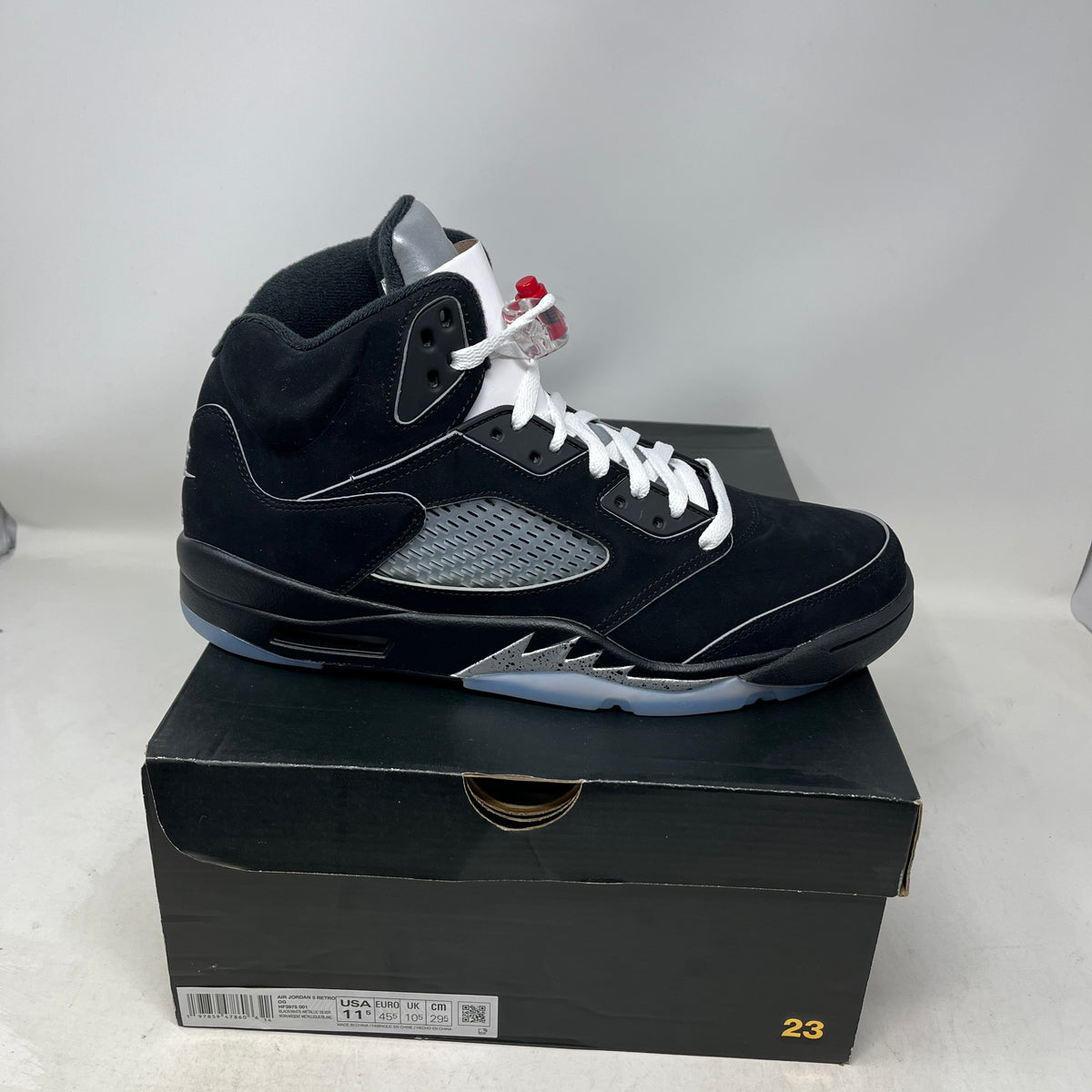 Jordan 5 Retro OG Black Metallic Reimagined