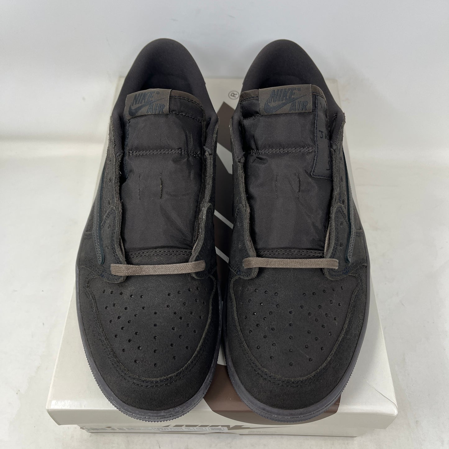 Jordan 1 Retro Low OG SP Travis Scott Velvet Brown (Tried On)