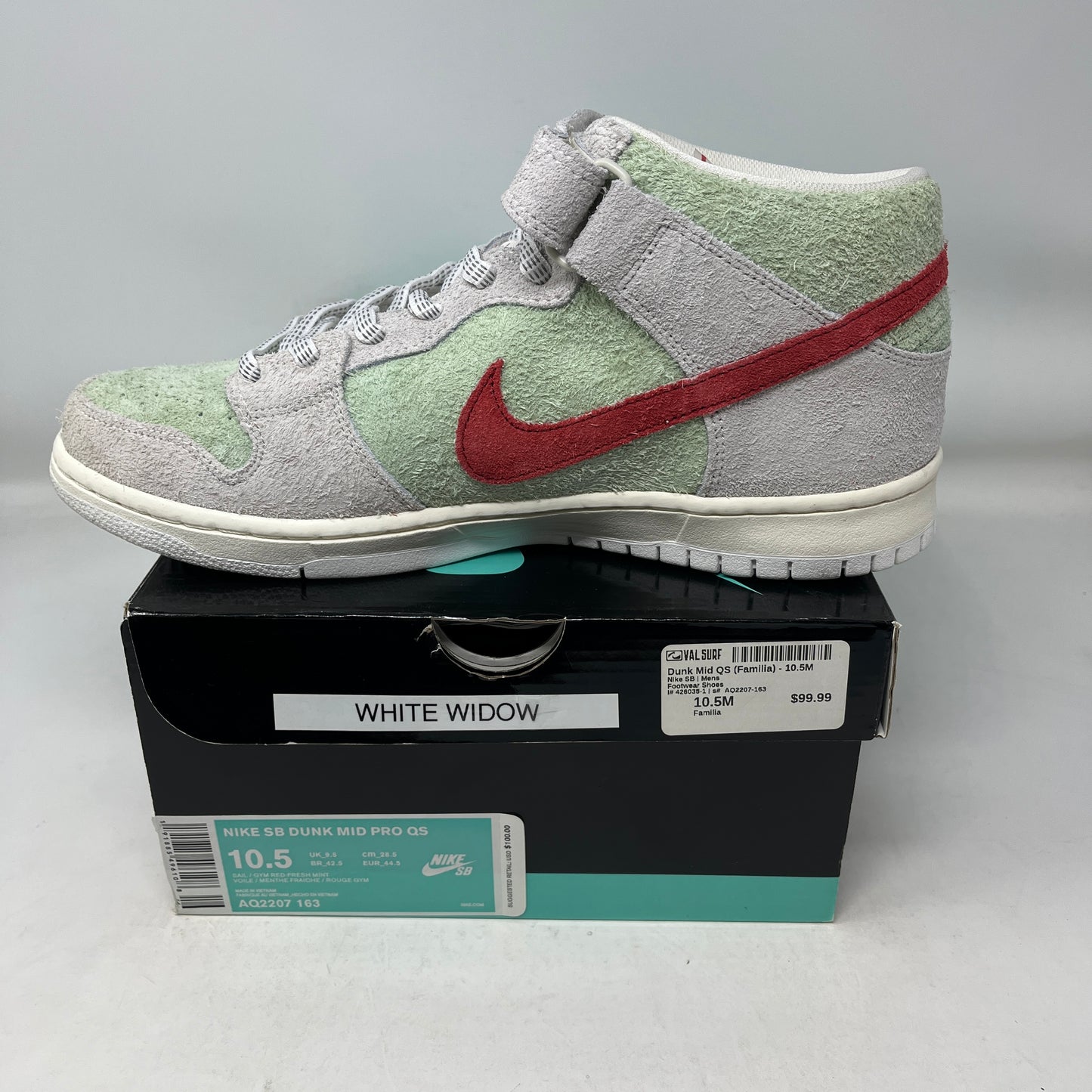 Nike SB Dunk Mid White Widow