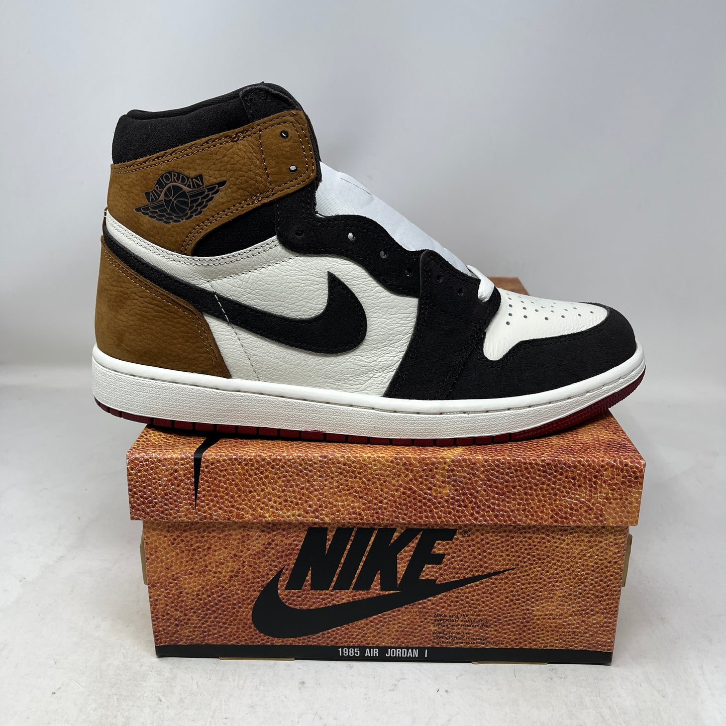 Jordan 1 Retro High OG Love Letter