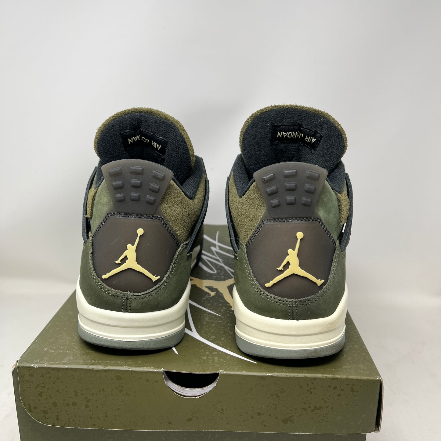 Jordan 4 Retro SE Craft Medium Olive Used
