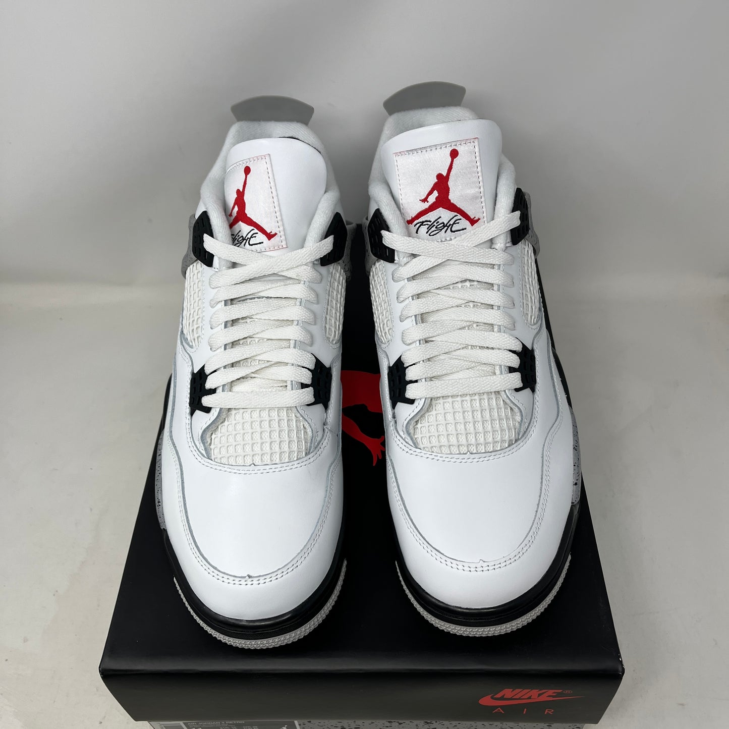 Jordan 4 Retro White Cement (2025) Used