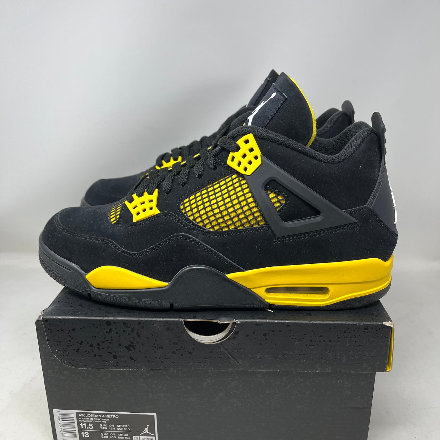 Jordan 4 Retro Thunder (2023) Used