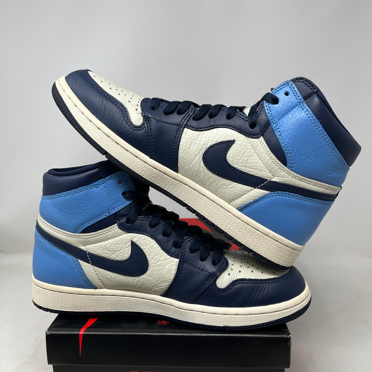 Jordan 1 Retro High Obsidian Used