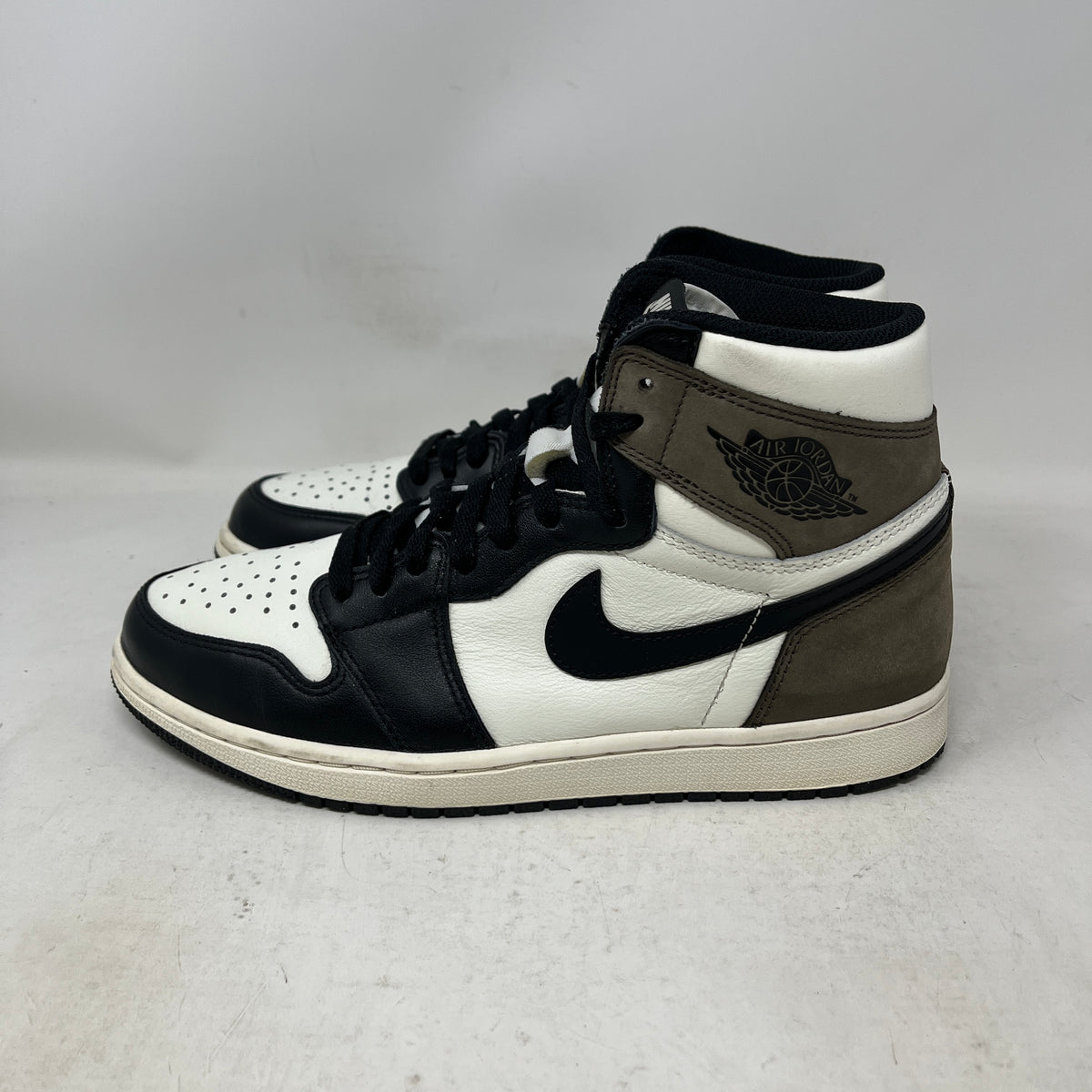 Jordan 1 Retro High Dark Mocha Used (No Box)