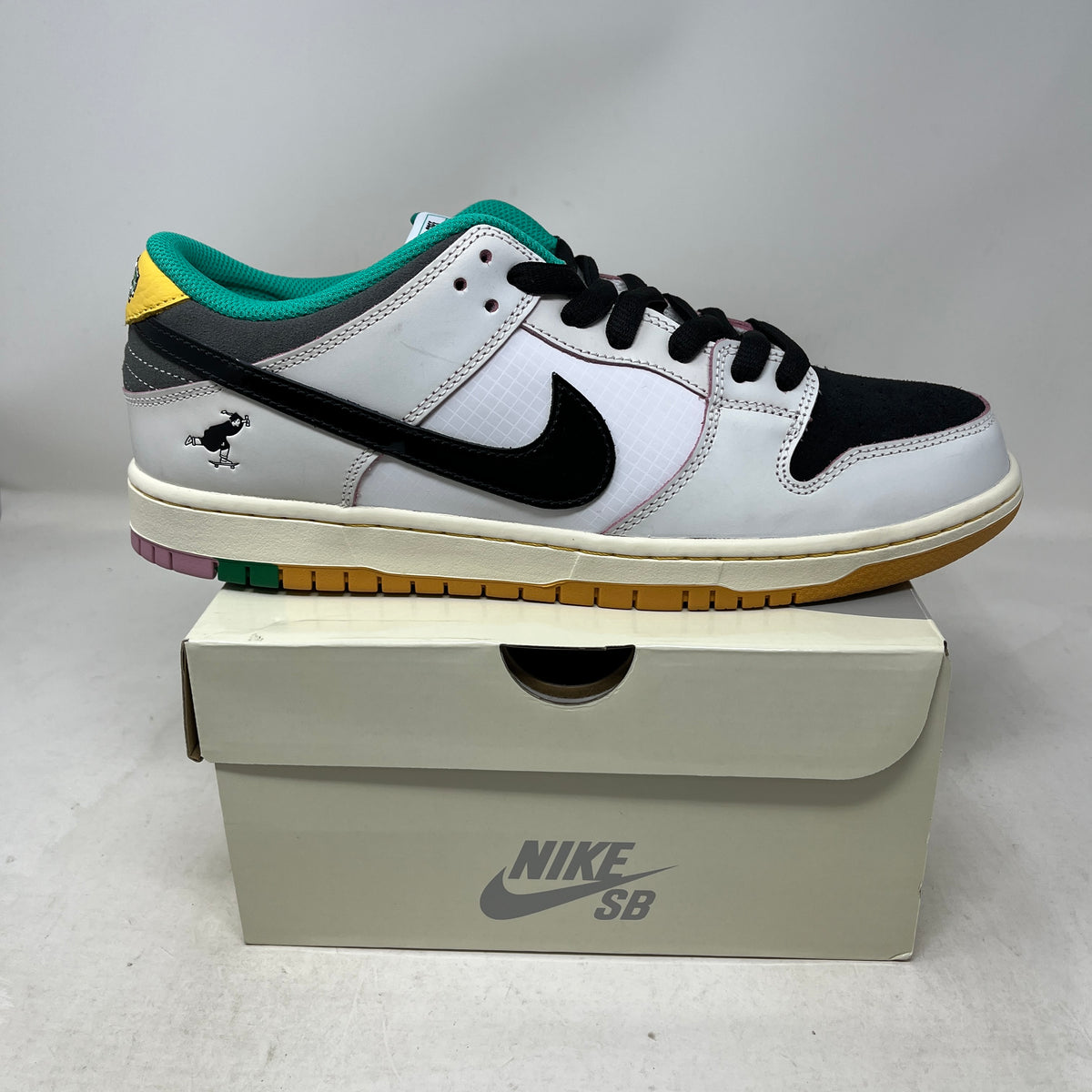 Nike SB Dunk Low CSEF