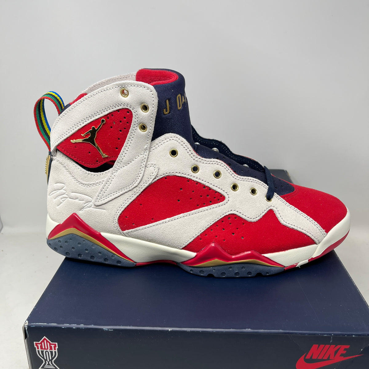 Jordan 7 Retro Trophy Room New Sheriff in Town