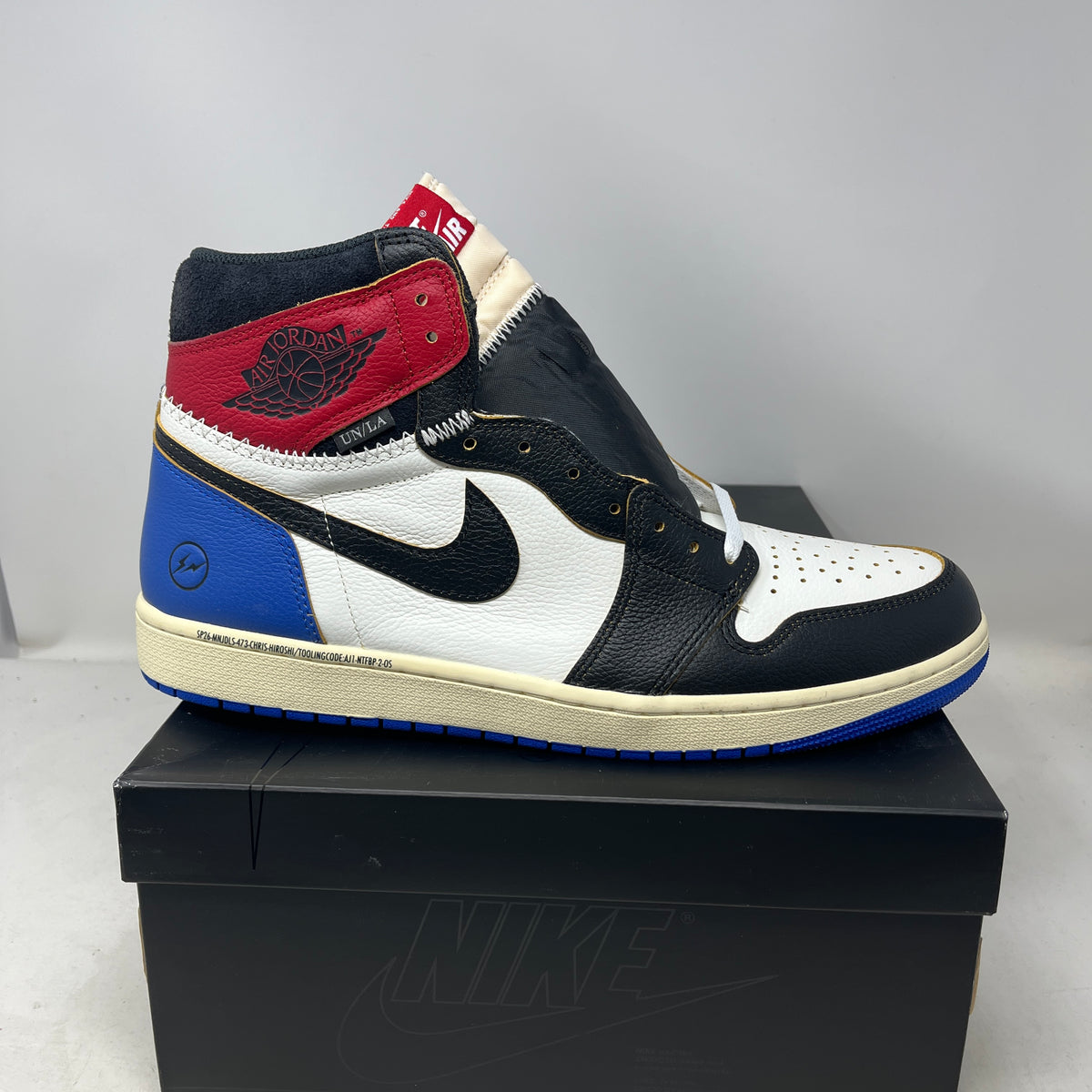Jordan 1 Retro High OG SP Fragment x Union LA Varsity Red Sport Royal