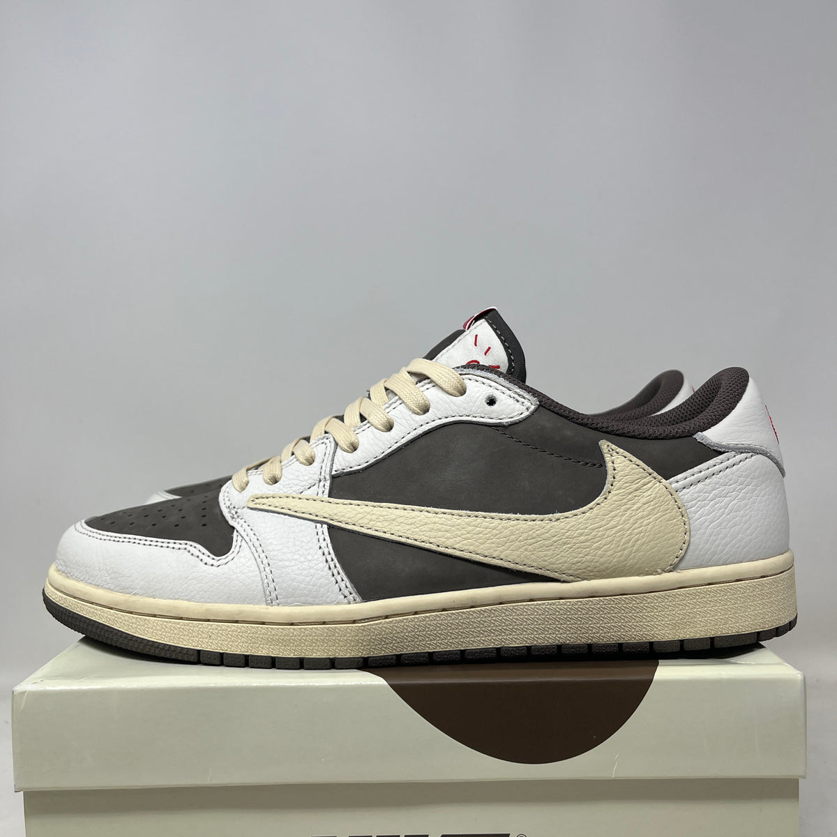 Jordan 1 Retro Low OG SP Travis Scott Reverse Mocha Used